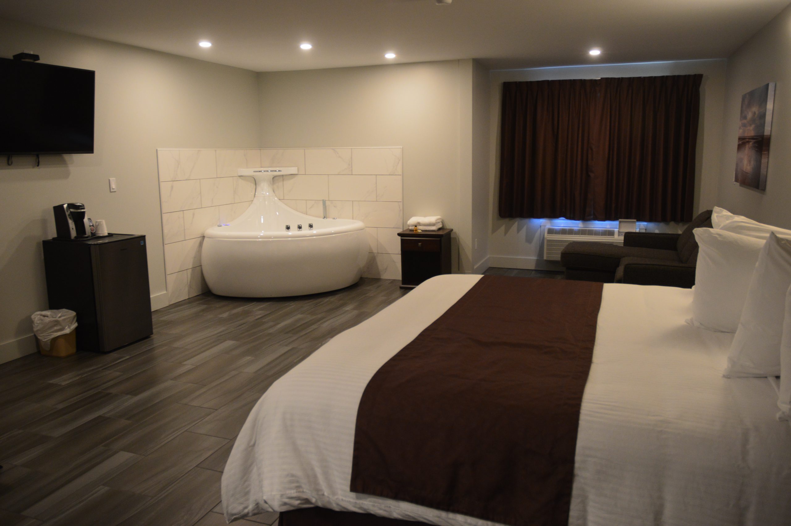 Jacuzzi Suite